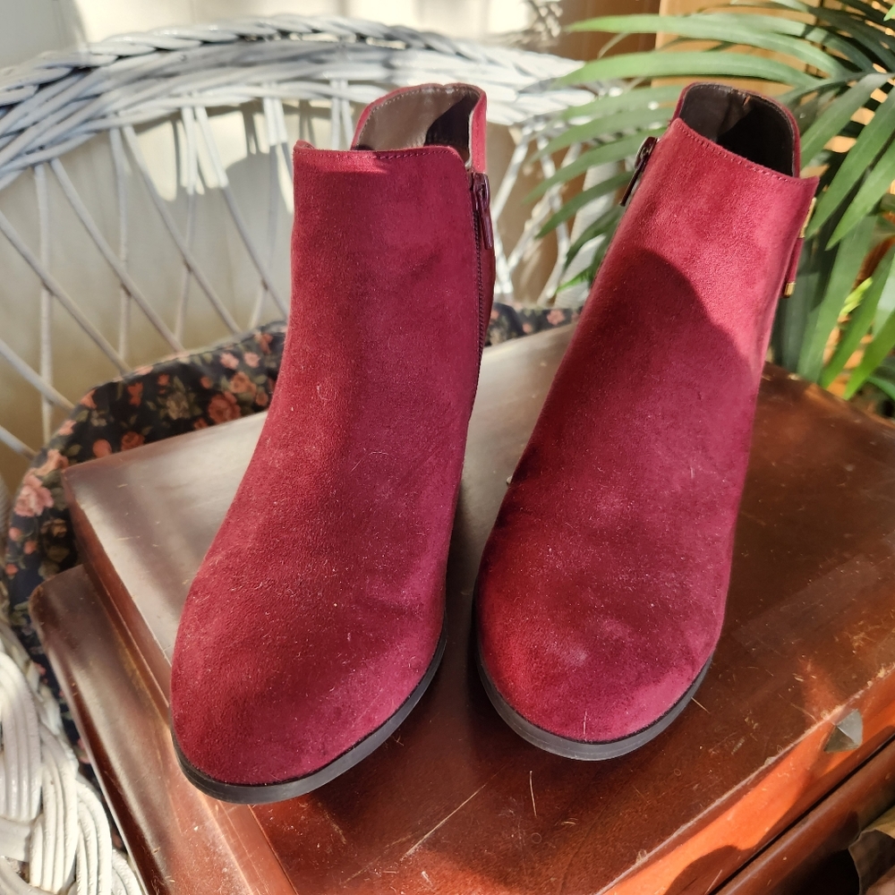 Ladies dark red suede leather ankle high boots